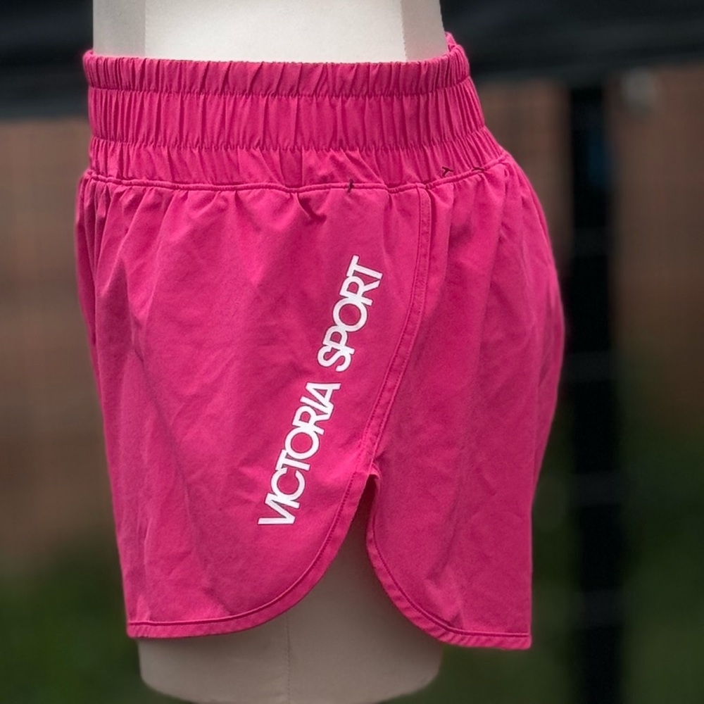 Victoria’s Secret Sport Shorts Size M - Picture 8 of 8